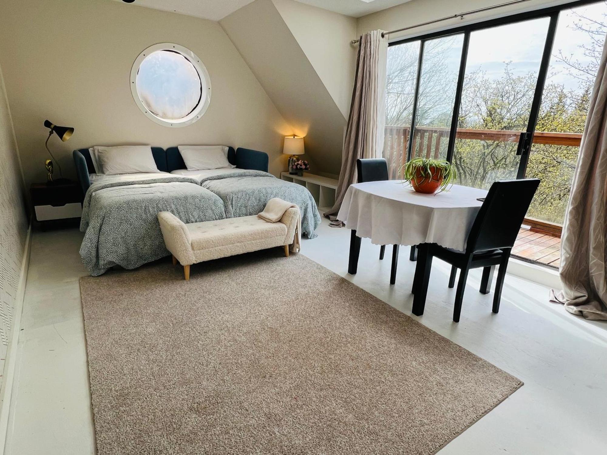 Creekside City Center Suite North Vancouver Extérieur photo