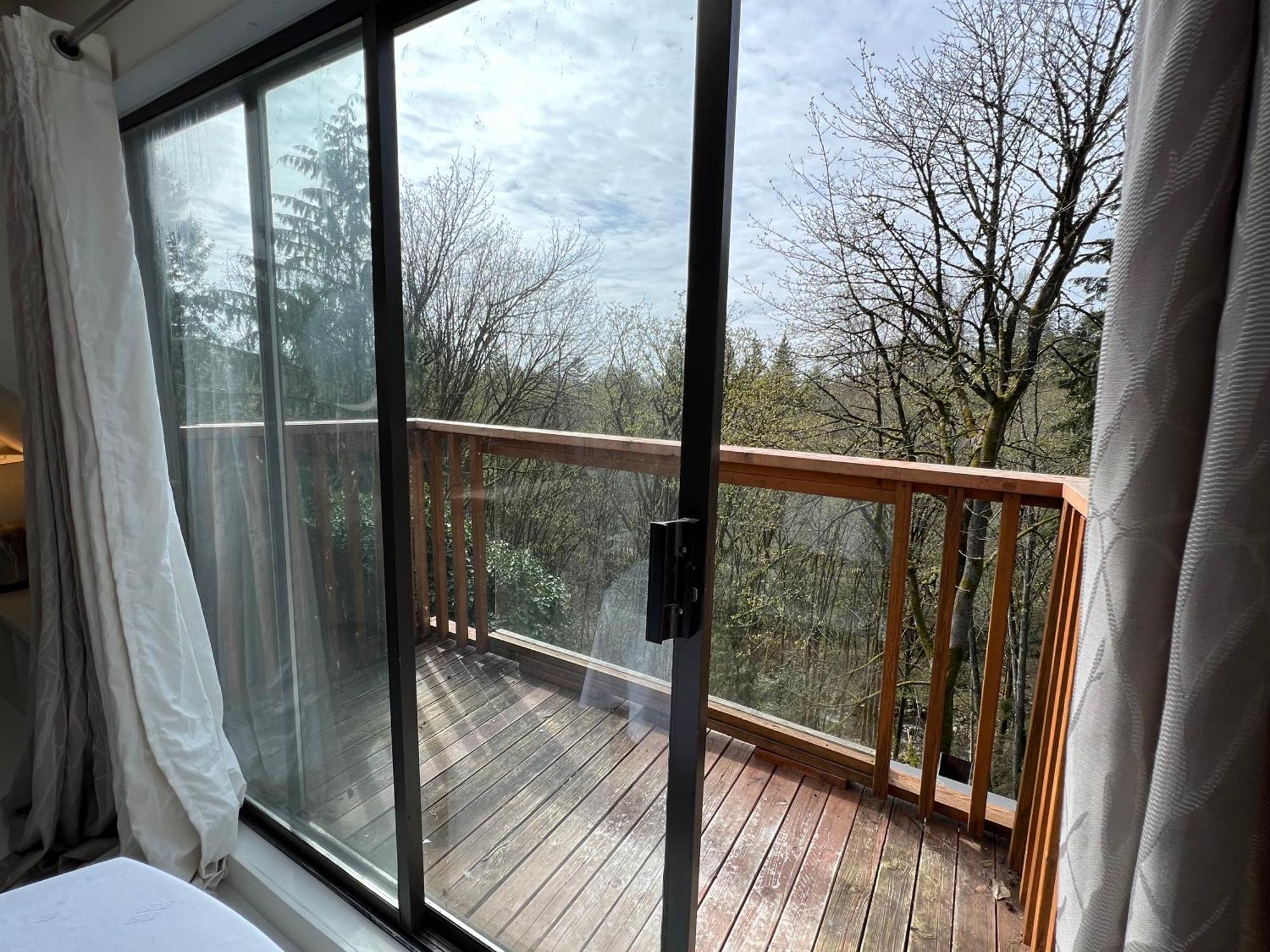 Creekside City Center Suite North Vancouver Extérieur photo